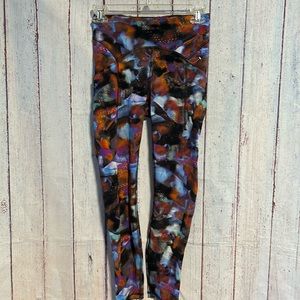 NWOT Lululemon Power Thru High-Rise Tight